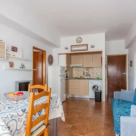 Lena's Apartmán